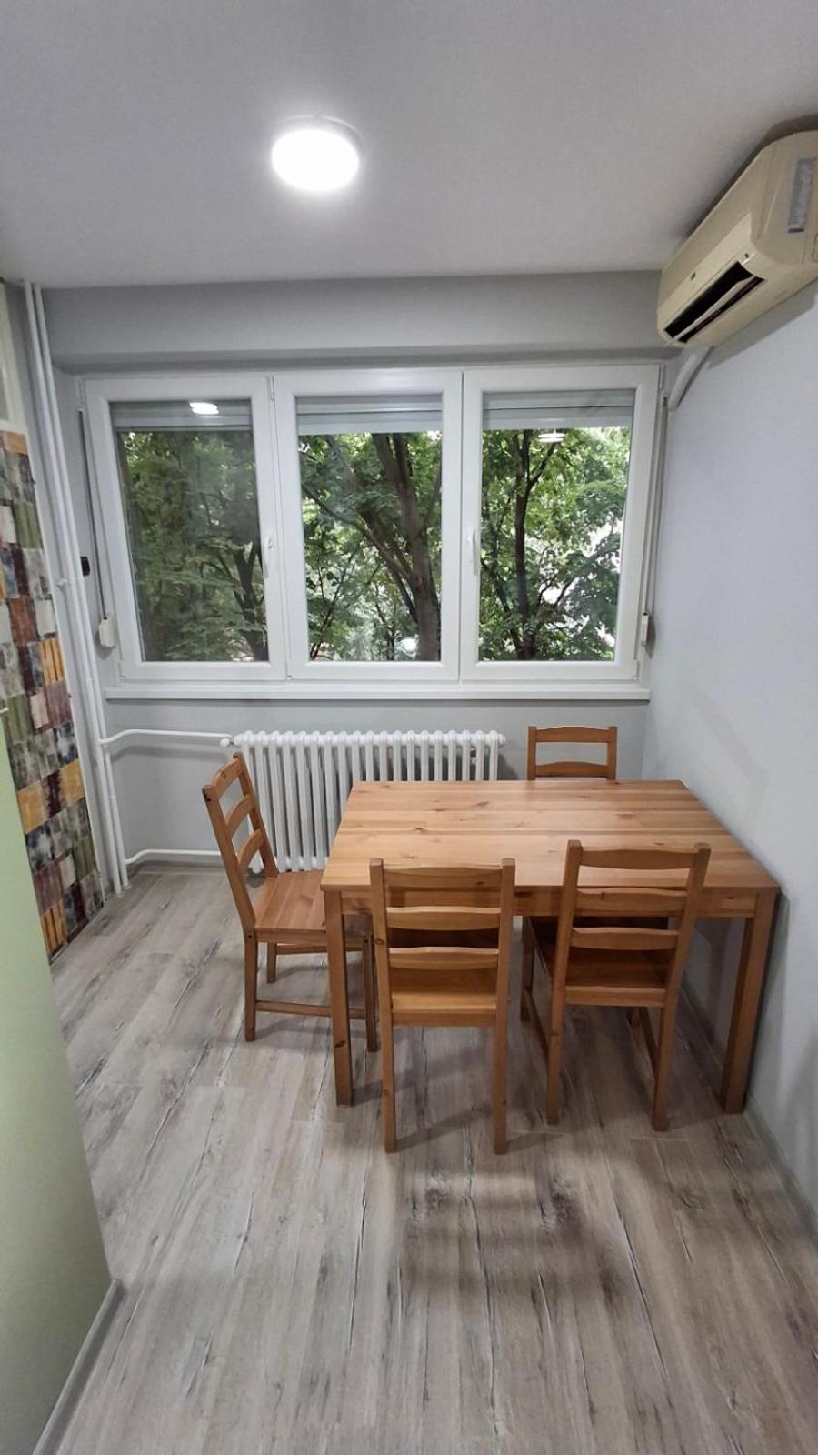 Osmica Appartement Novi Sad Buitenkant foto