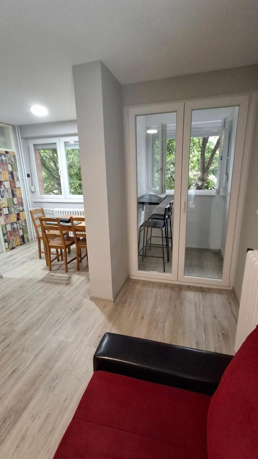 Osmica Appartement Novi Sad Buitenkant foto